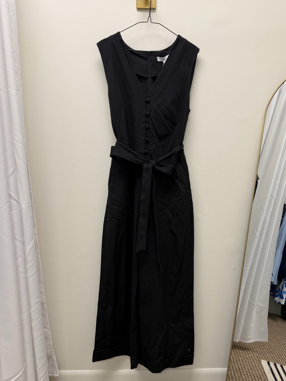 Pearl by Lela Rose black v neck jumpsuit. NWT. sz 10